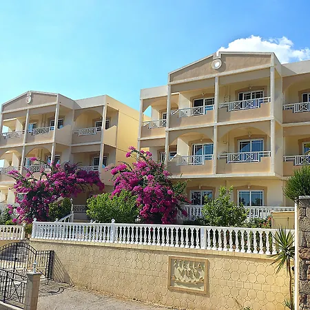 Ξενοδοχείο με διαμερίσματα Stella View 3*