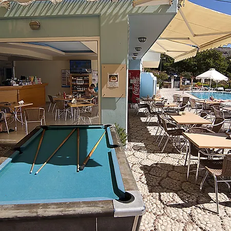 Aparthotel Stella View Studios 3*